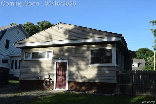 505 N Marquette Street, Durand, MI 48429