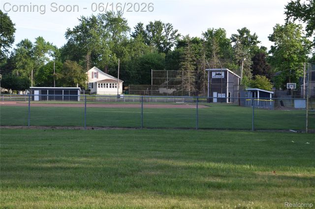 505 N Marquette Street, Durand, MI 48429