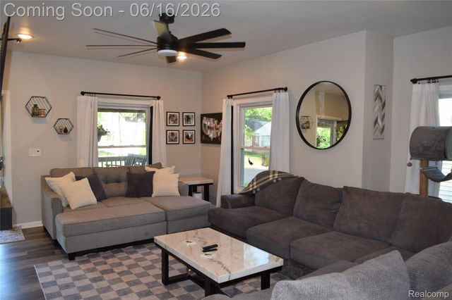 505 N Marquette Street, Durand, MI 48429