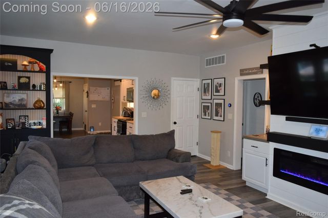 505 N Marquette Street, Durand, MI 48429