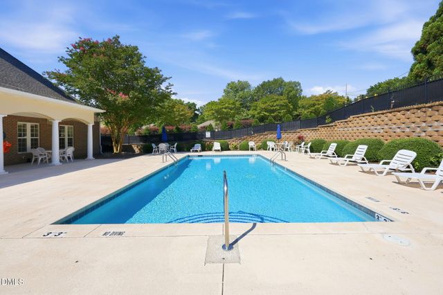 4622 Teal Crest Court, Raleigh, NC 27604