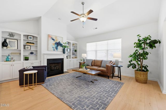 4622 Teal Crest Court, Raleigh, NC 27604