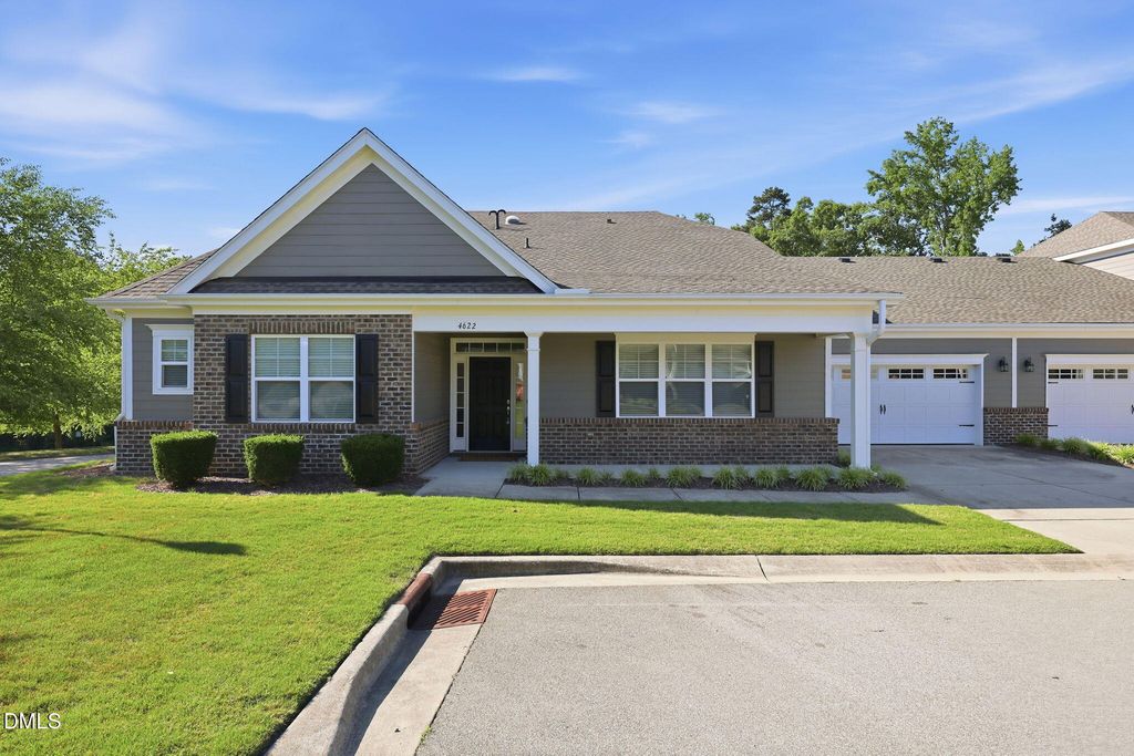 4622 Teal Crest Court, Raleigh, NC 27604