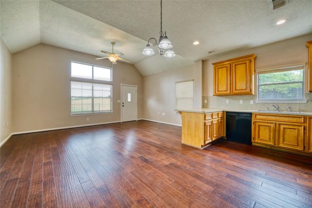 770 Hunt Road 314, Baytown, TX 77521