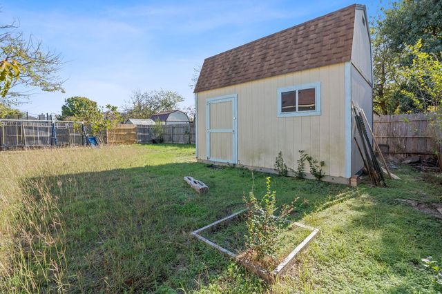 604 Camino Alto DR, Leander, TX 78641