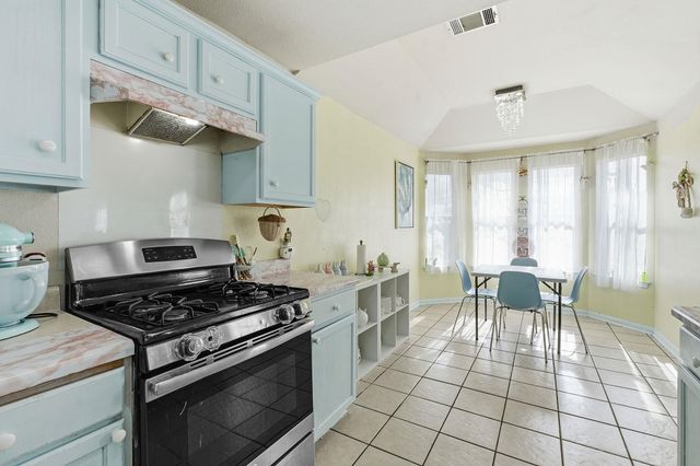 604 Camino Alto DR, Leander, TX 78641