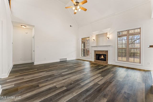 10053 Cypress Plantation Drive, Olive Branch, MS 38654