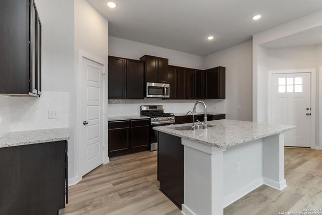 184 Josh Lane, San Antonio, TX 78253