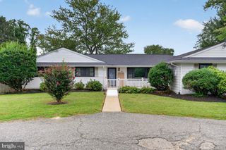 225 N LOCUST AVE, Marlton, NJ 08053