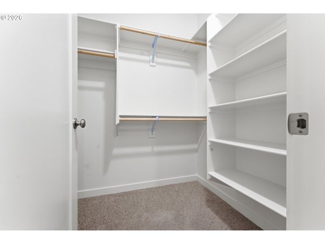 4752 N VANDERBILT St, Portland, OR 97203