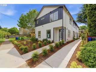 4752 N VANDERBILT St, Portland, OR 97203