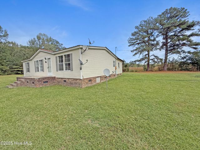 1335 Free Union Road, Jamesville, NC 27846