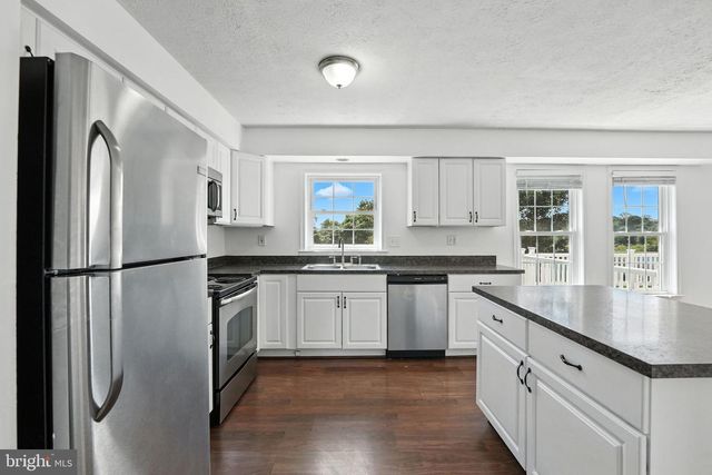10719 OLD COLCHESTER RD, Lorton, VA 22079