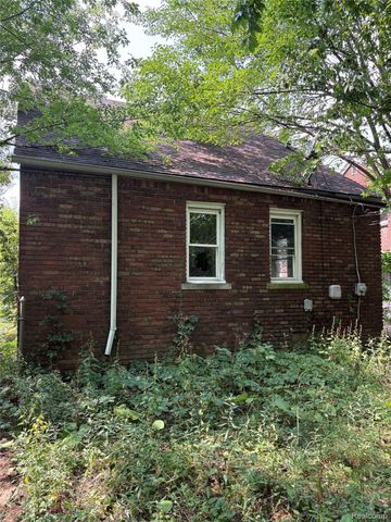 10022 Abington Avenue, Detroit, MI 48227