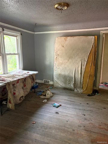10022 Abington Avenue, Detroit, MI 48227