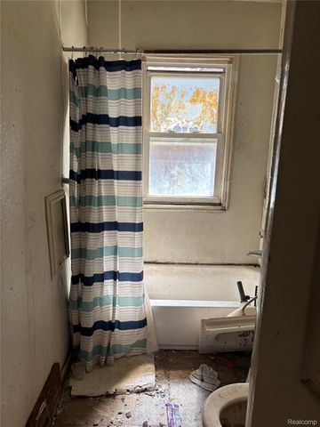 10022 Abington Avenue, Detroit, MI 48227