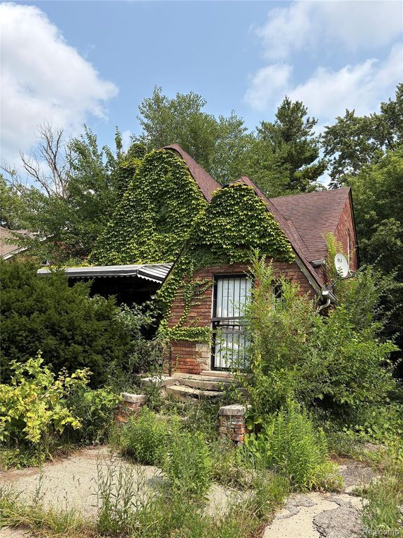 10022 Abington Avenue, Detroit, MI 48227