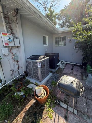 1873 Winkler AVE, Fort Myers, FL 33901