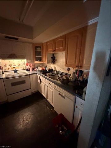 1873 Winkler AVE, Fort Myers, FL 33901