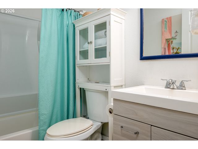 13514 Ne 82ND Cir, Vancouver, WA 98682