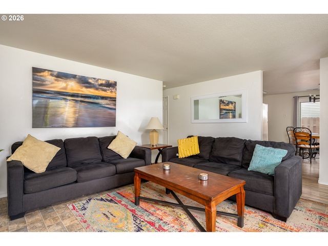 13514 Ne 82ND Cir, Vancouver, WA 98682