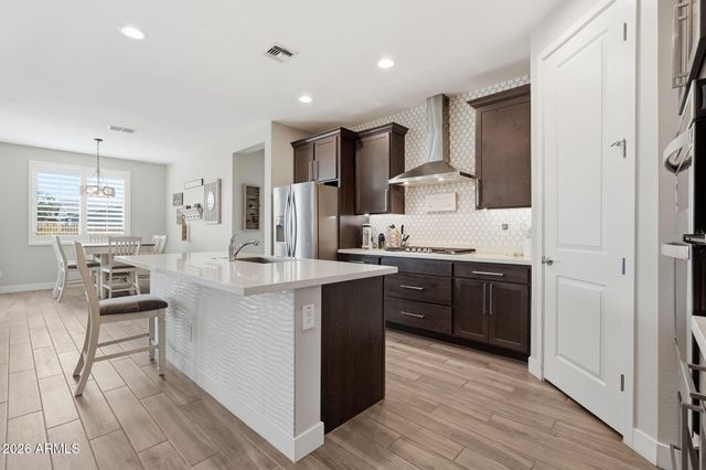 36853 N BRISTLECONE Drive, San Tan Valley, AZ 85140