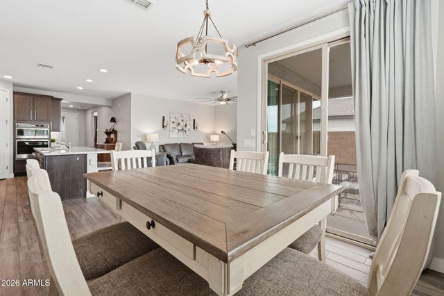 36853 N BRISTLECONE Drive, San Tan Valley, AZ 85140