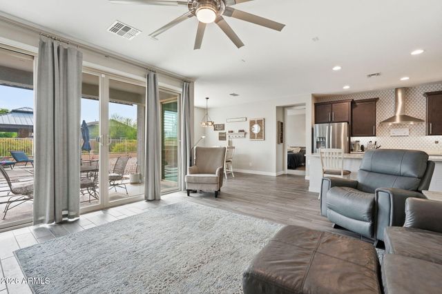 36853 N BRISTLECONE Drive, San Tan Valley, AZ 85140