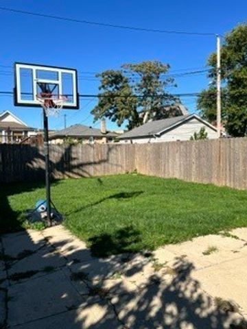 4232 N MULLIGAN Avenue 2, Chicago, IL 60634