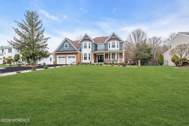 41 Lafayette Mills Road, Manalapan, NJ 07726