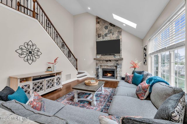 41 Lafayette Mills Road, Manalapan, NJ 07726
