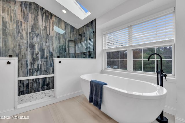 41 Lafayette Mills Road, Manalapan, NJ 07726