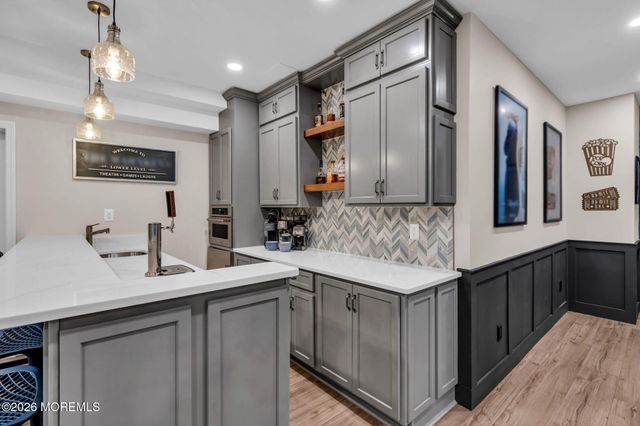 41 Lafayette Mills Road, Manalapan, NJ 07726