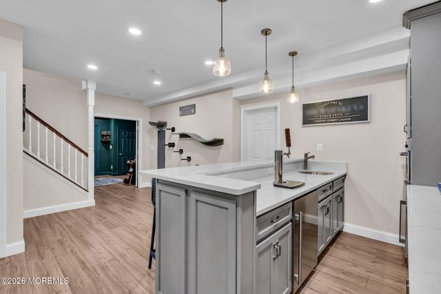 41 Lafayette Mills Road, Manalapan, NJ 07726
