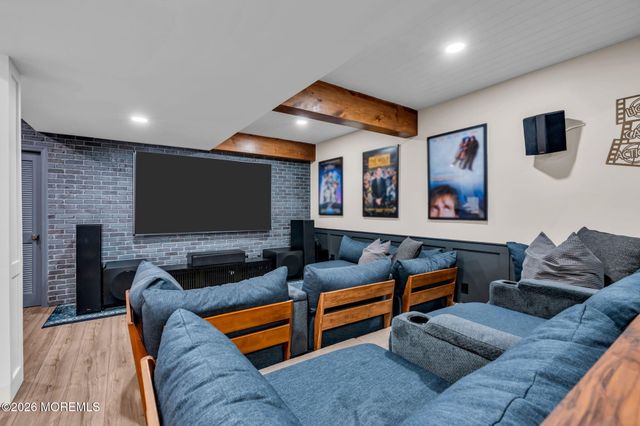 41 Lafayette Mills Road, Manalapan, NJ 07726