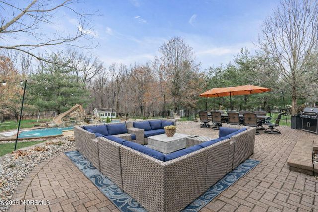 41 Lafayette Mills Road, Manalapan, NJ 07726