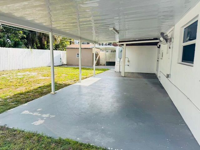 6250 SW 39th Street, Davie, FL 33314