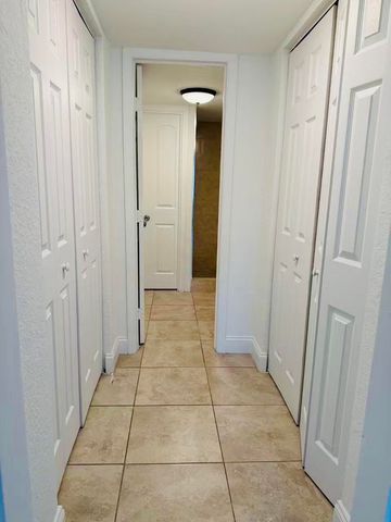 6250 SW 39th Street, Davie, FL 33314