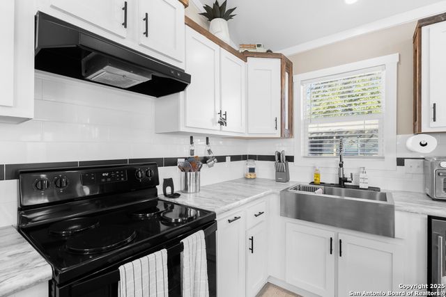 164 PR 1523, Bandera, TX 78003