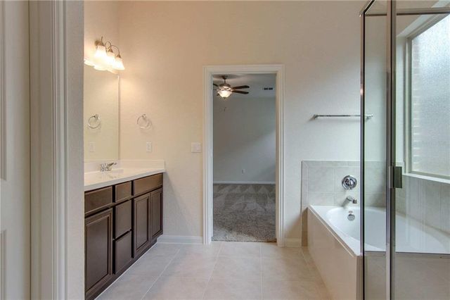 511 Puerta Vallarta LN, Austin, TX 78748