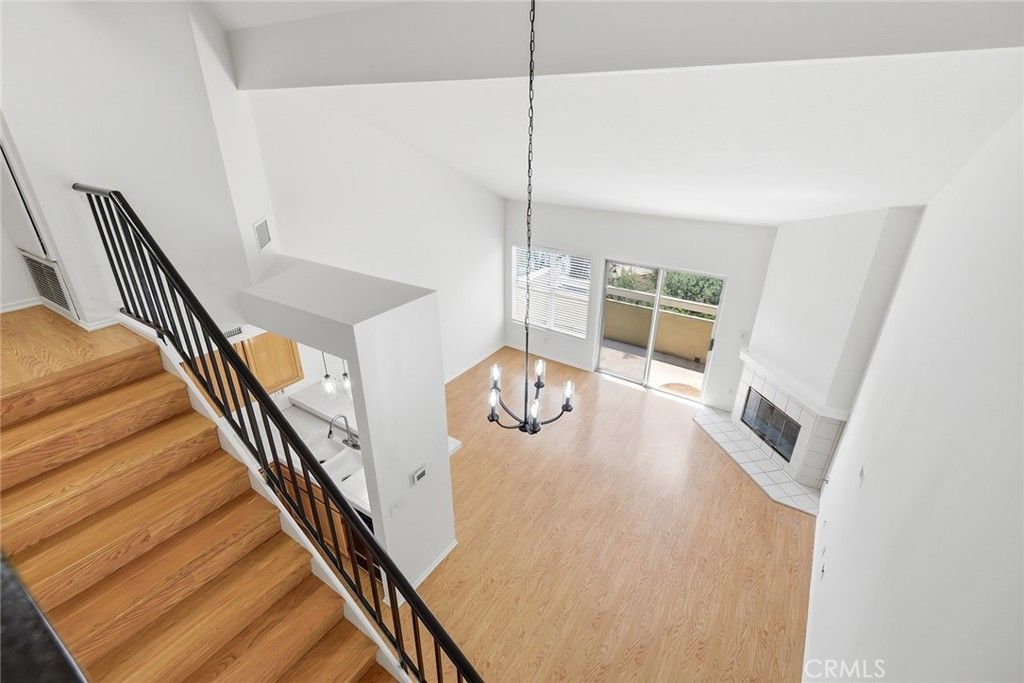 Image 11 of property listing at 2731 Erringer 89, Simi Valley, CA 93065