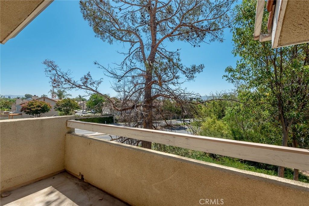 Image 16 of property listing at 2731 Erringer 89, Simi Valley, CA 93065