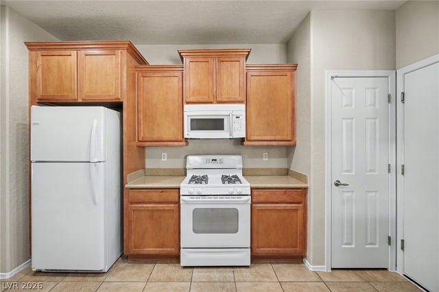 5976 Wheat Penny Avenue, Las Vegas, NV 89122