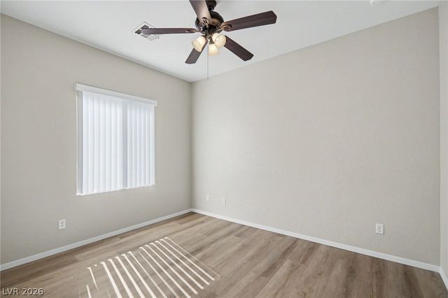 5976 Wheat Penny Avenue, Las Vegas, NV 89122