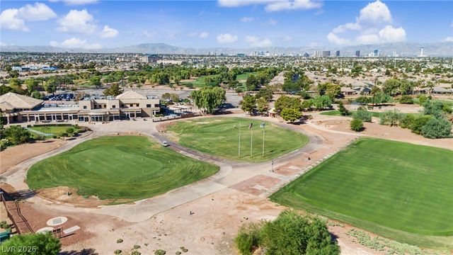 5976 Wheat Penny Avenue, Las Vegas, NV 89122