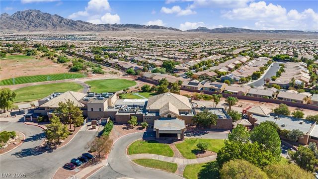 5976 Wheat Penny Avenue, Las Vegas, NV 89122