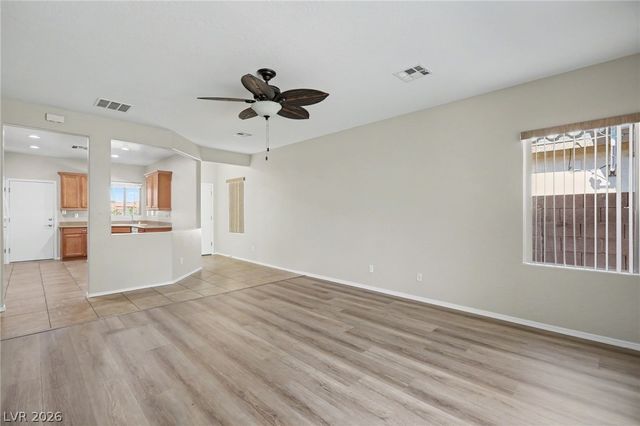 5976 Wheat Penny Avenue, Las Vegas, NV 89122