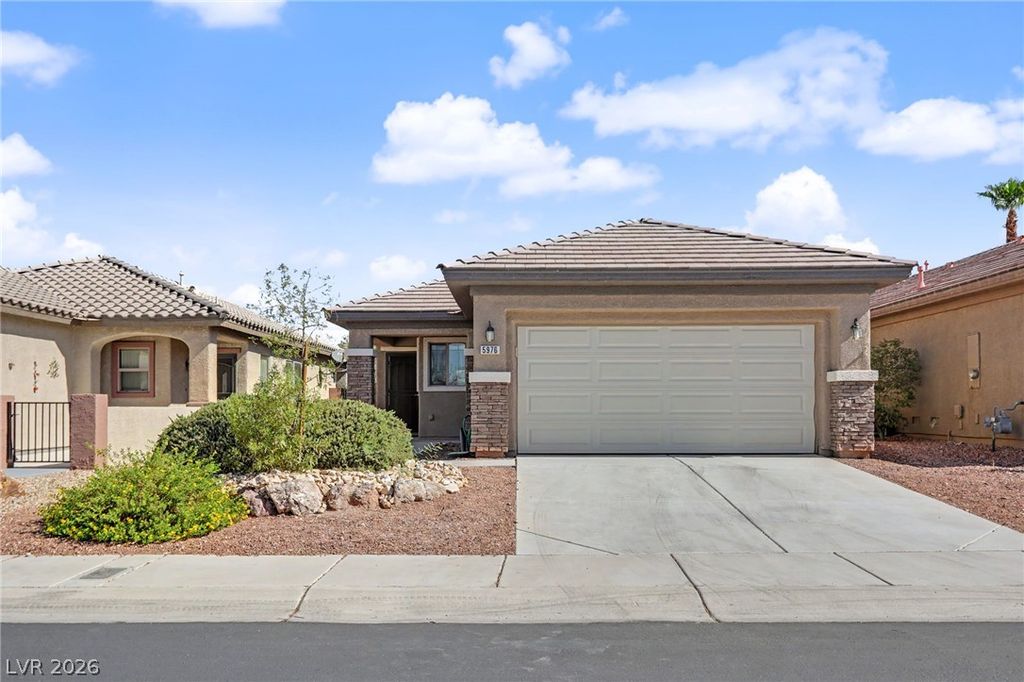 5976 Wheat Penny Avenue, Las Vegas, NV 89122 — photo 2