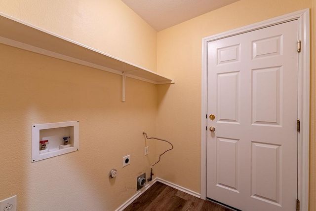 7414 W Magic Mountain LN, Round Rock, TX 78681