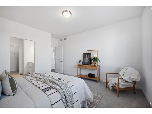 438 Overbrook Ln, Longmont, CO 80504